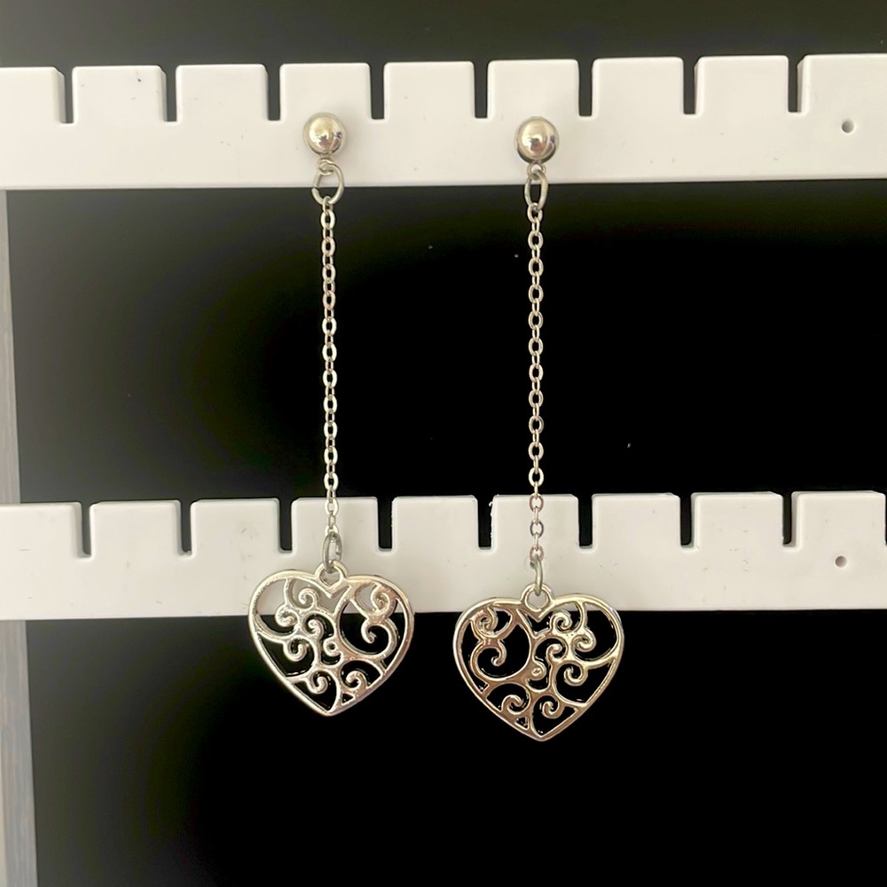 🆕 NWT - Heart earrings